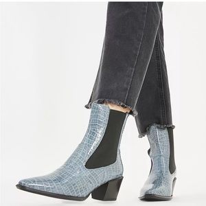 Vagabond Betsy Chunky Heel Chelsea Boots | EU 38 | LIKE NEW